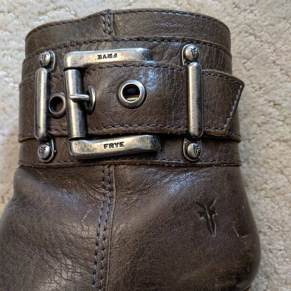 FRYE Size 5.5 Tina Shootie Leather Gray Bootie